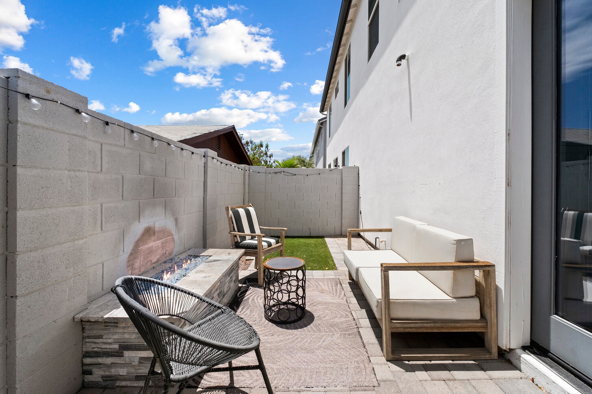 Building Photo - 3030 N 38th St