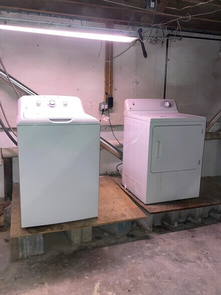 Washer and Dryer in basement - 211 Sumac St