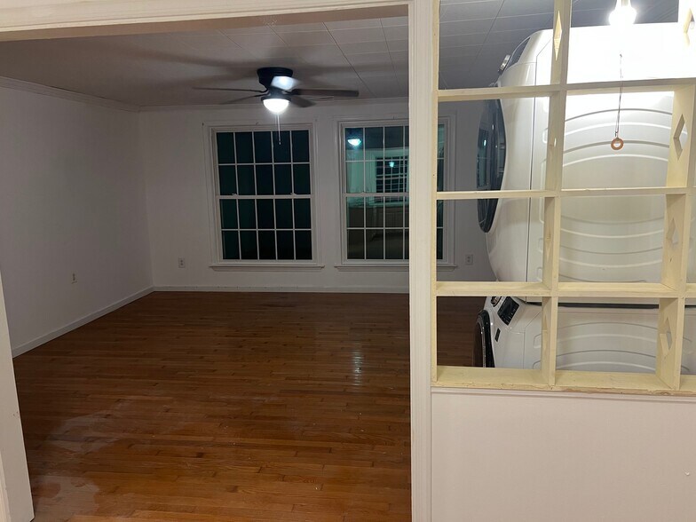 Building Photo - 39725 Lady Baltimore Ave