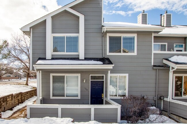 Building Photo - 1080 S Walden Way
