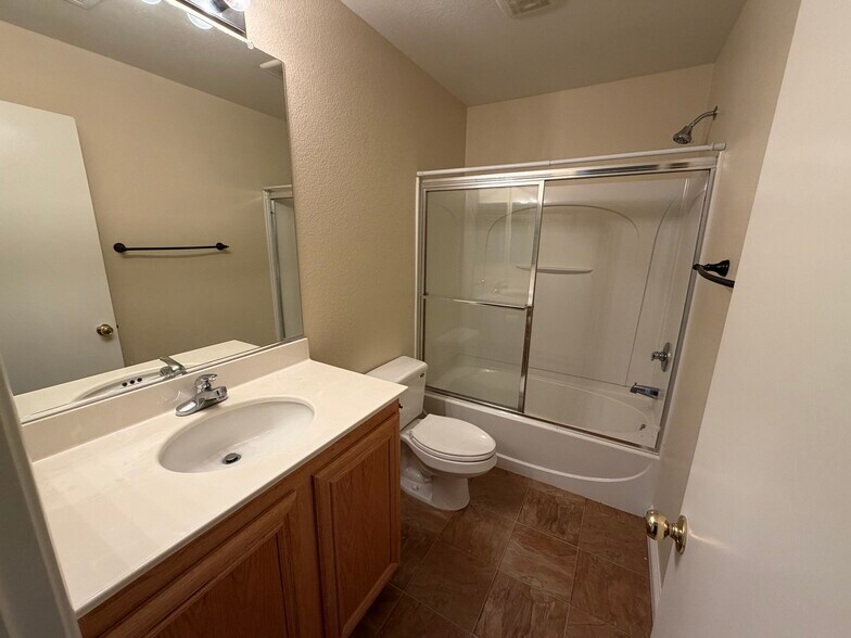 Building Photo - 11617 Royal Derwent Dr