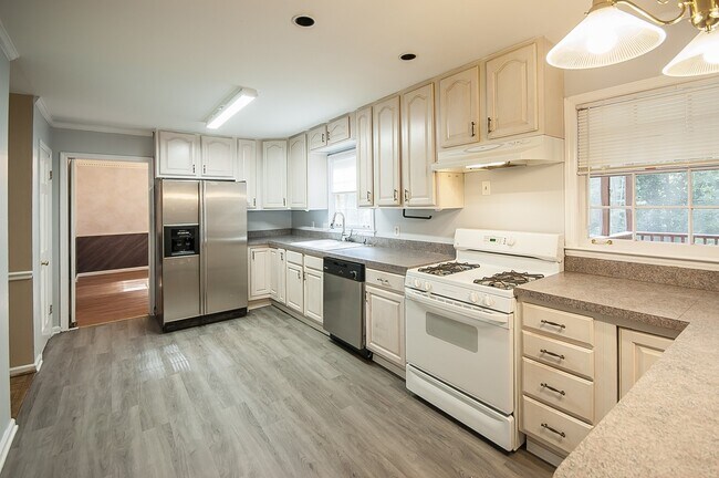 Building Photo - 4682 Sharon Valley Ct
