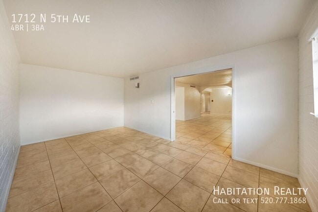 Building Photo - 1712 N 5th Ave