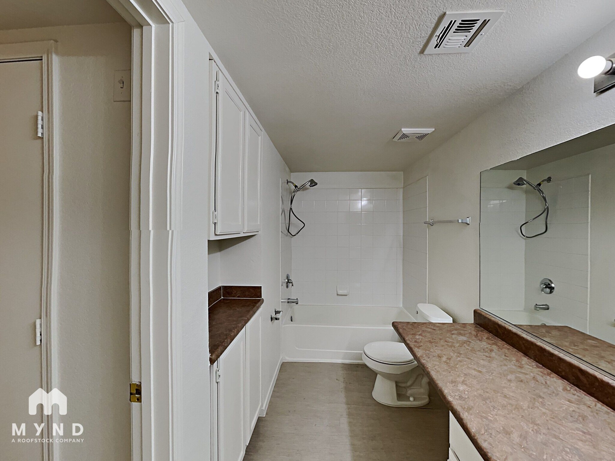 Building Photo - 9620 W Russell Rd