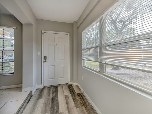 Building Photo - 1202 Windhorst Ridge Dr