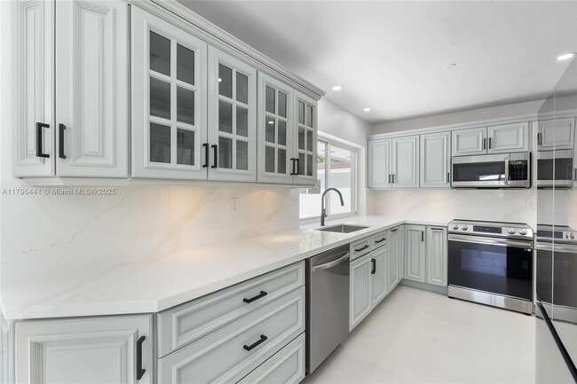 Building Photo - 8860 SW 160th St