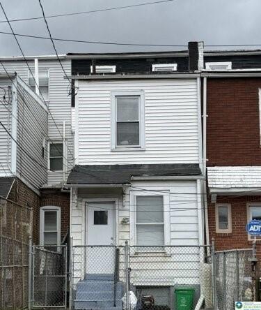 Building Photo - 917 N 7th St