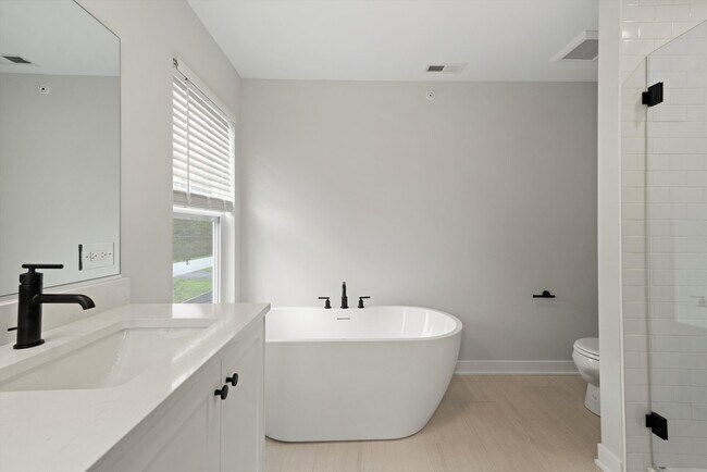 Building Photo - 17872 Argos Ct