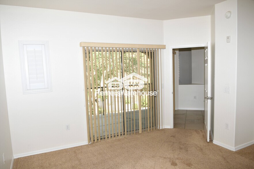 Building Photo - 3935 E Rough Rider Rd