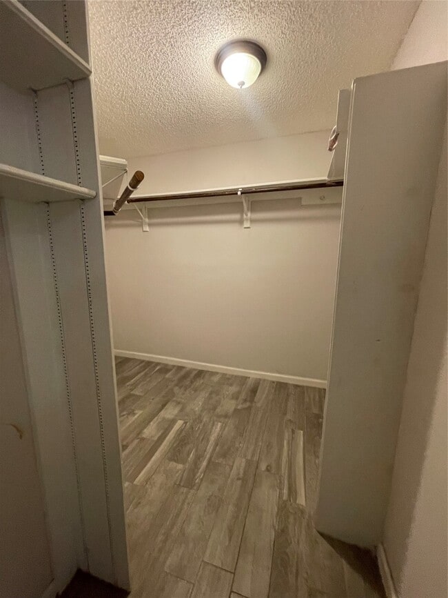 Building Photo - 11014 Landsbury Cir