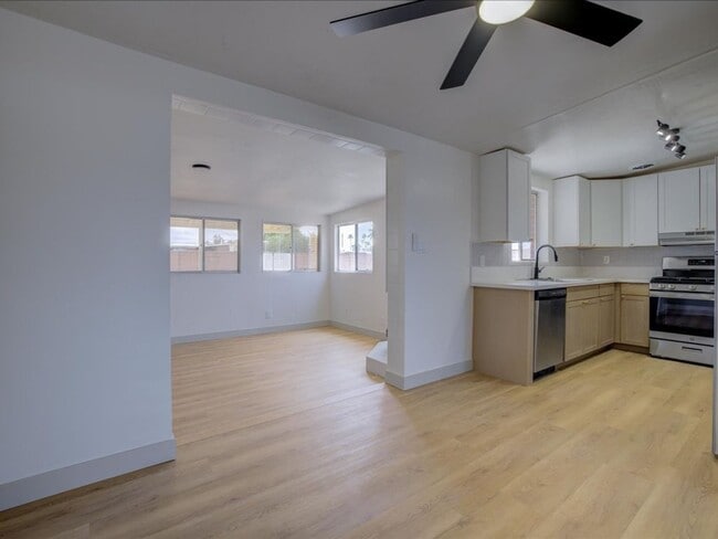 Building Photo - Fully Remodeled 3BR Home + Detached Bonus Room | Private Yard | Central A/C