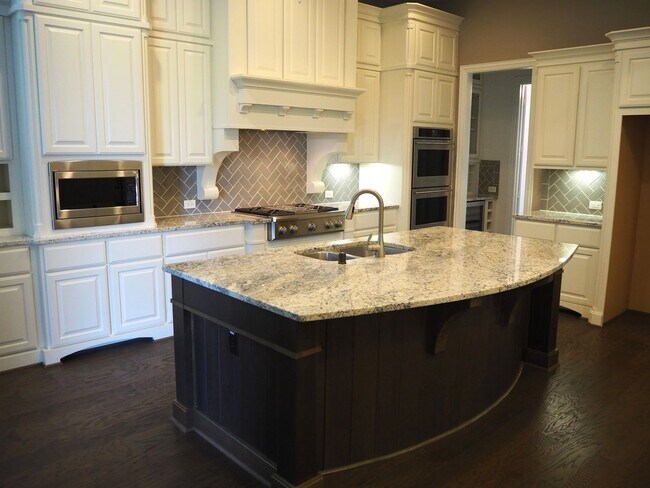 Building Photo - 2007 Greenvine Cir