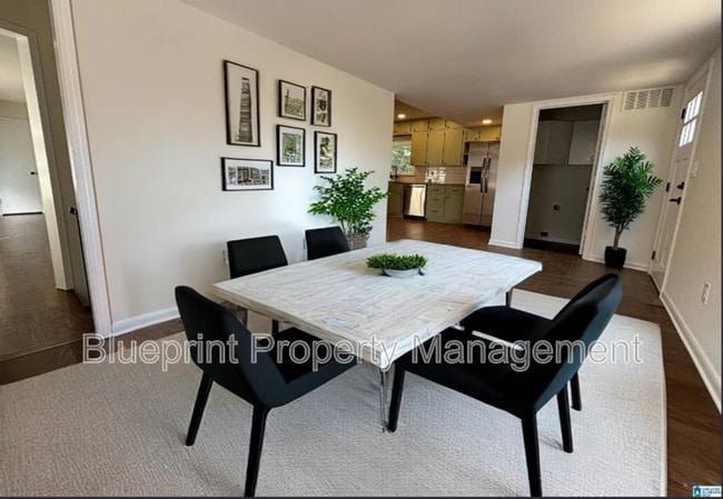 Building Photo - 500 Rollingwood Rd