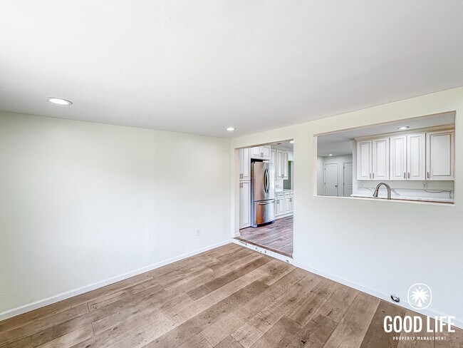 Building Photo - SD: 3BD/2BA Home in Oceanside with Private Backyard, Wood-Burning Stove & In-Unit Laundry