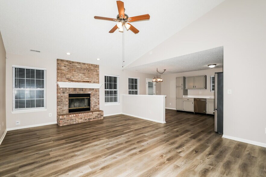 Building Photo - 9803 Trail Dr