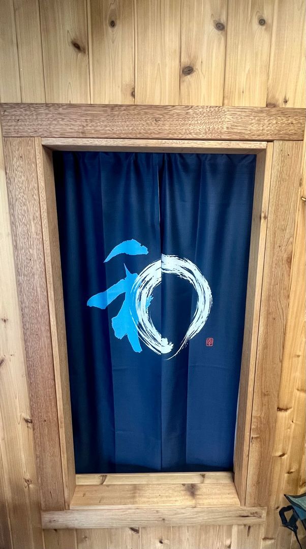 Building Photo - Modern Coastal Oasis: 1 Bedroom, 1 Bath All-Inclusive Retreat in Hawaii Kai