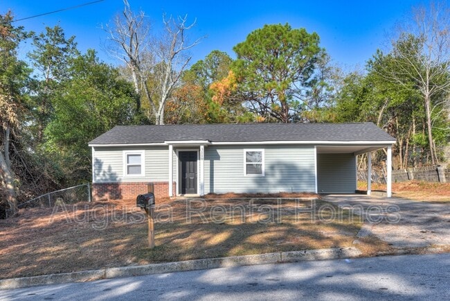 Building Photo - 3110 Arcadia Dr