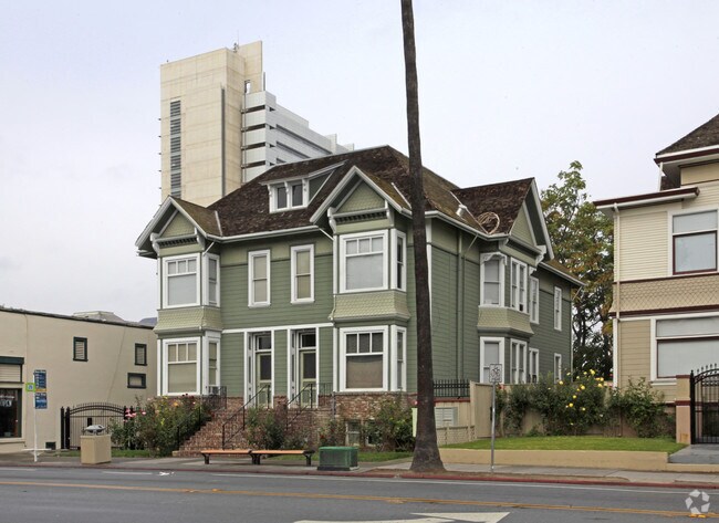Building Photo - Ivy Hall