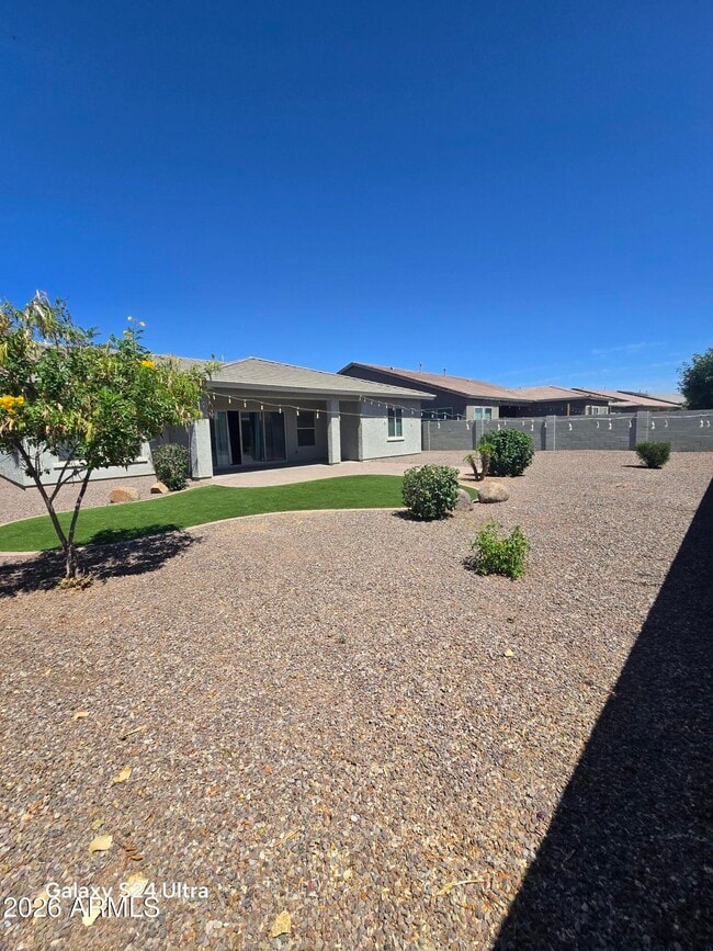 Building Photo - 5605 N 189th Dr