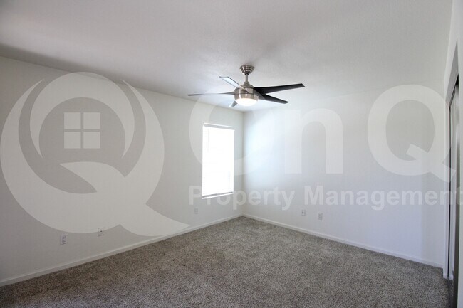 Building Photo - 5998 N 78th St
