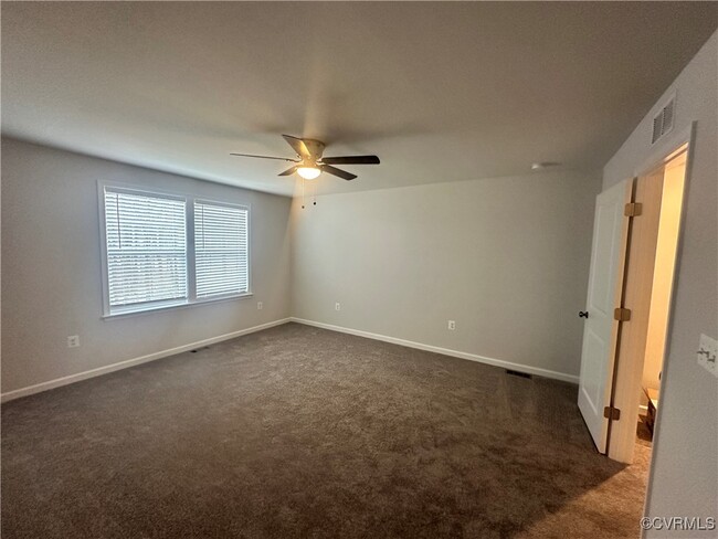 Building Photo - 580 Rivanna Hl Rd