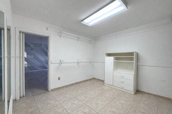 Building Photo - 2351 SW 92nd Pl