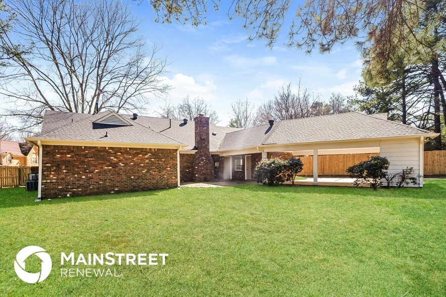 Building Photo - 2947 Pangbourne Cove