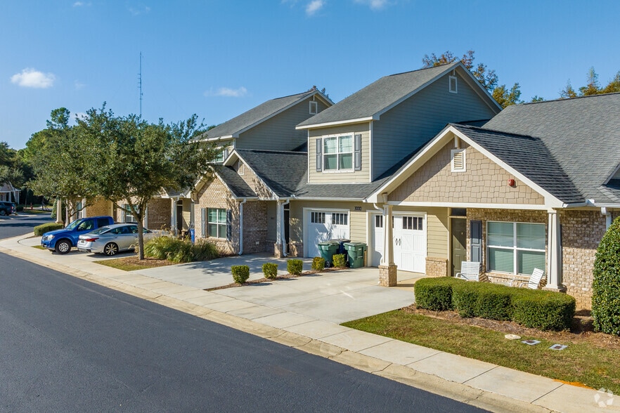 Primary Photo - The Atrium