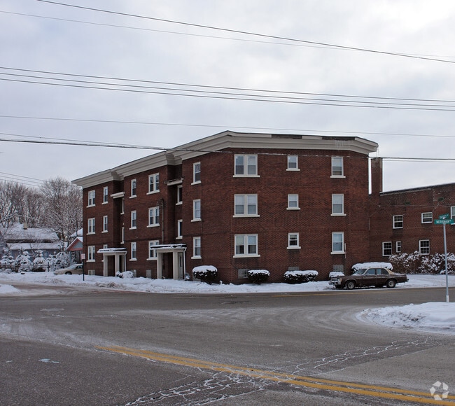 Primary Photo - 23 Charlotte St