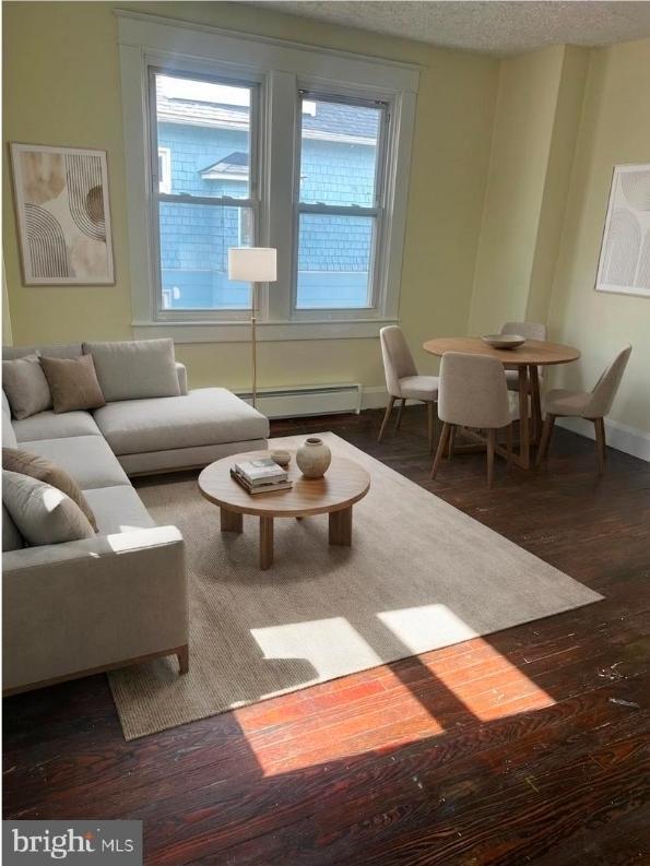 Building Photo - 3021 Glenmore Ave