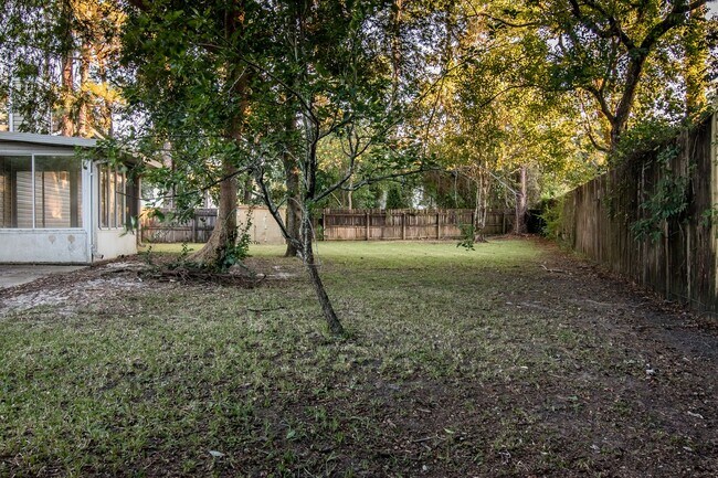 Building Photo - 3/2 located in Ft. Walton Beach