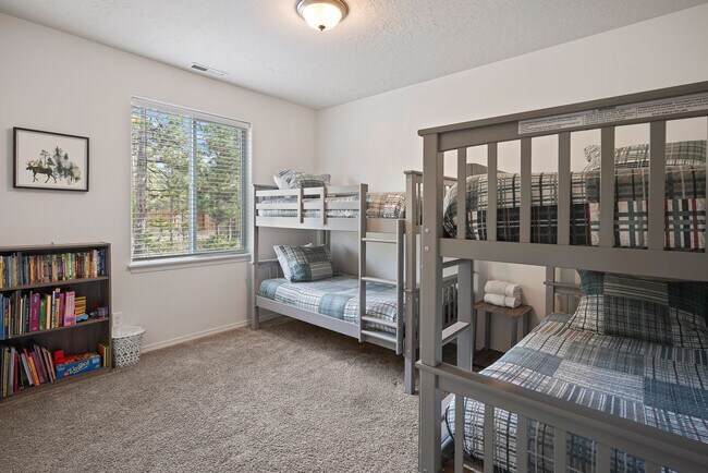 Building Photo - 17255 Avocet Dr