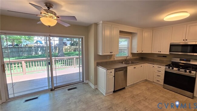 Building Photo - 5205 Southmill Ct