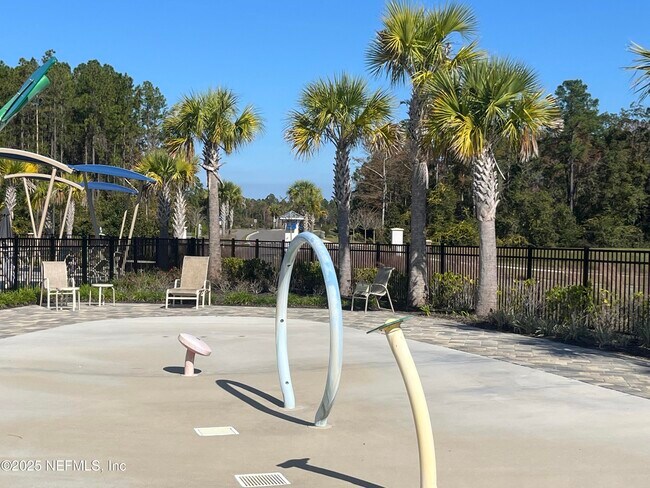 Building Photo - 110 Java Ln