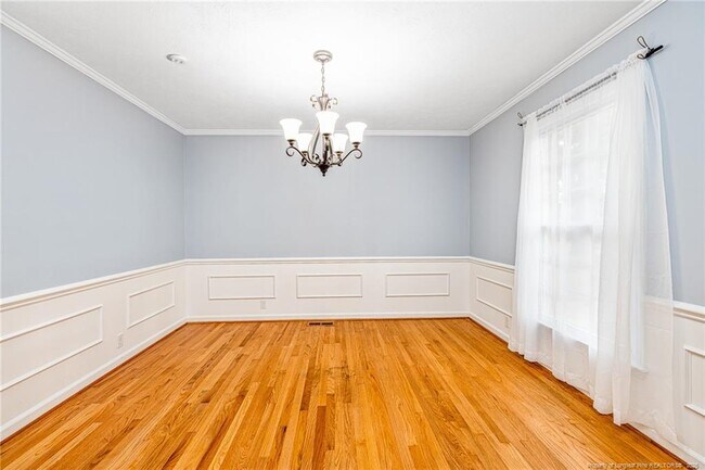 Building Photo - 2818 Millbrook Rd