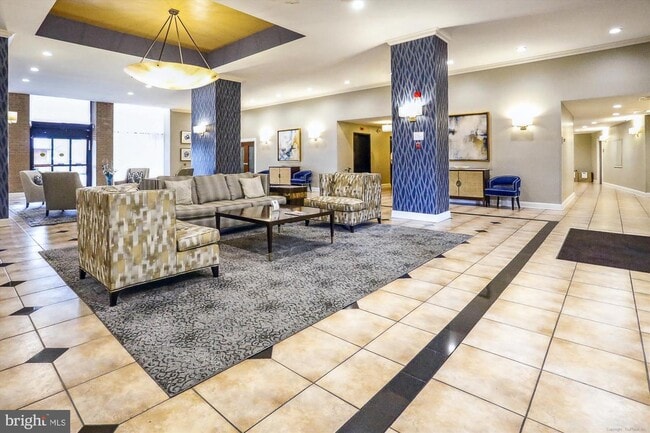 Building Photo - 5500 Holmes Run Pkwy