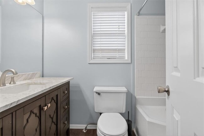 Building Photo - 5205 Maltdie Ct NE