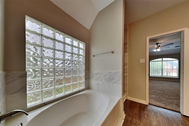 Building Photo - 1212 Pine Moss Ct