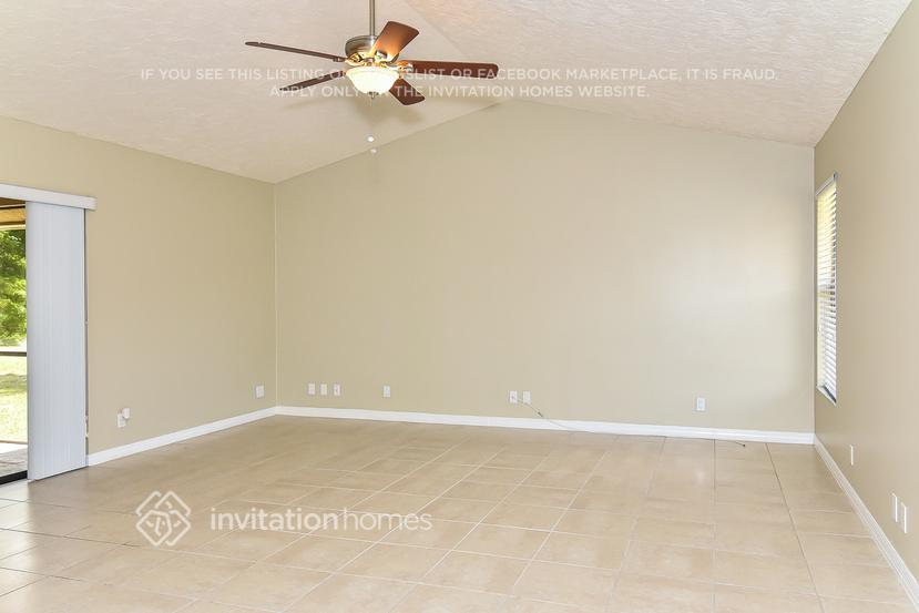 Building Photo - 1918 Lindsey Ct