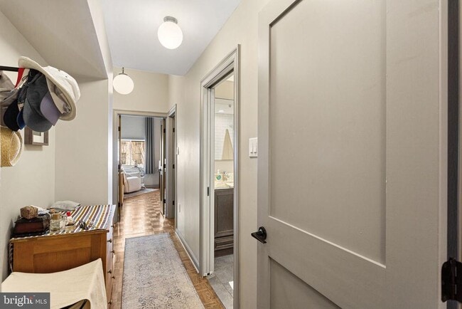 Building Photo - 3 Willings Alley