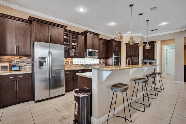 Building Photo - 8959 Cypress Grove Ln