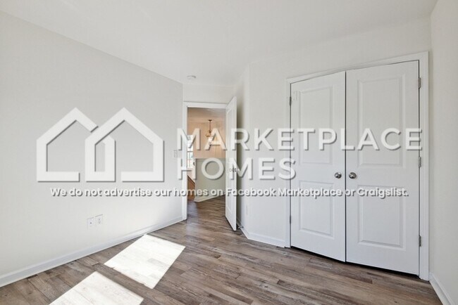 Building Photo - 4749 Bryn Athyn Court