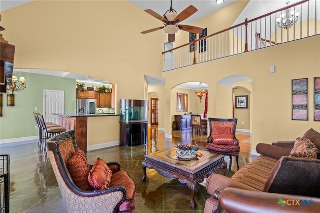 Building Photo - 130 Post Oak Cir