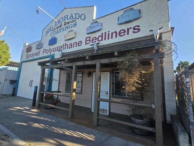 Building Photo - 2661 Commercial St