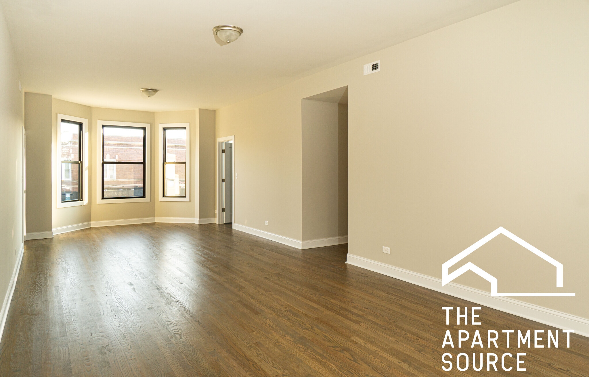 Building Photo - 3405 W Fullerton Ave