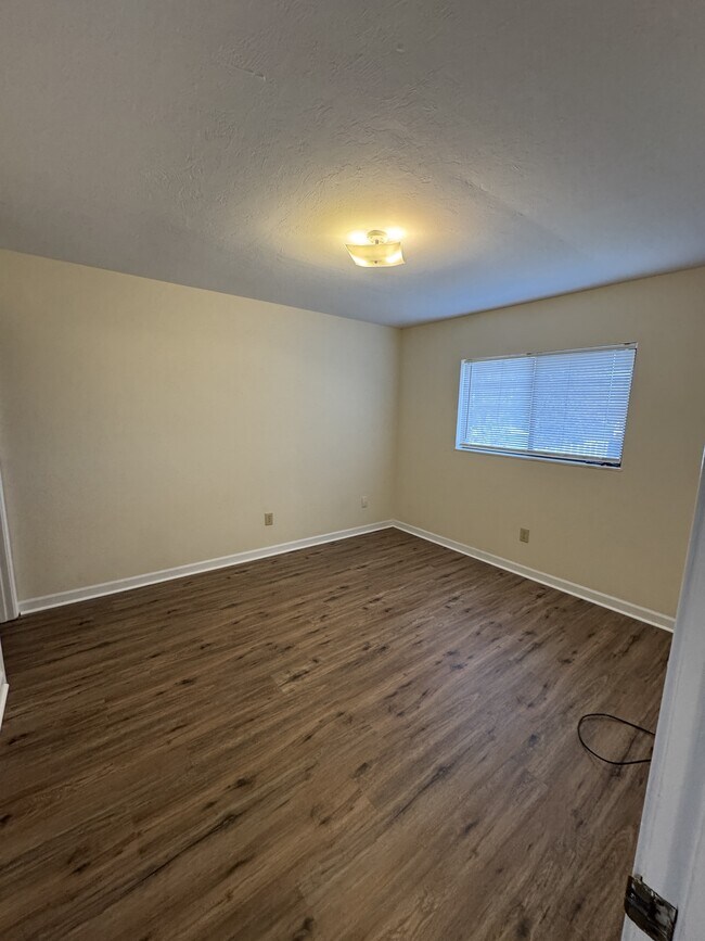 Building Photo - 1101 2nd Ave N