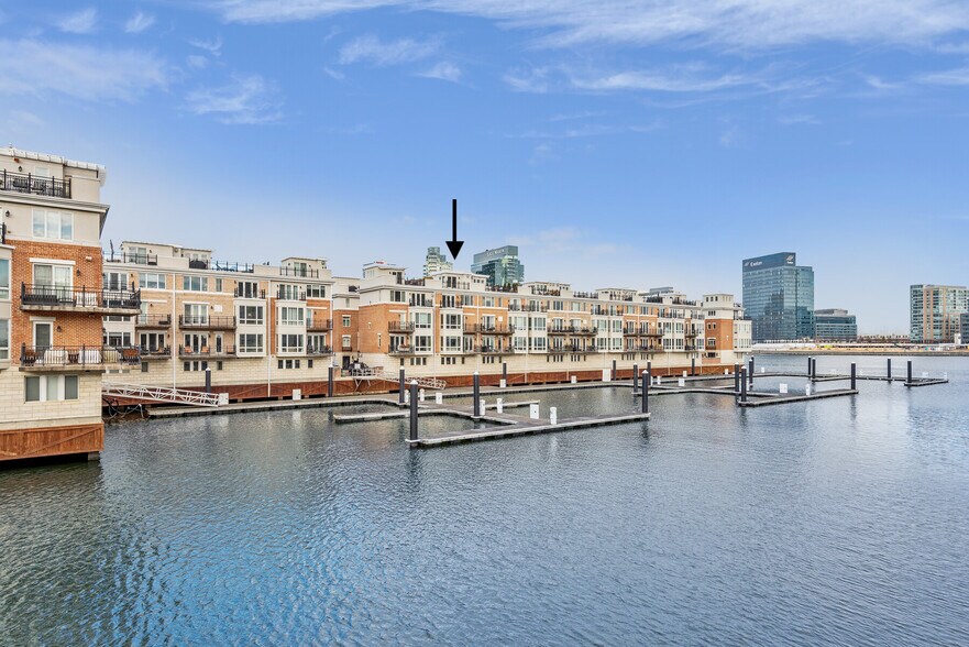 Primary Photo - 639 Ponte Villas S