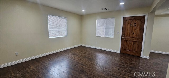 Building Photo - 611 E 75th St