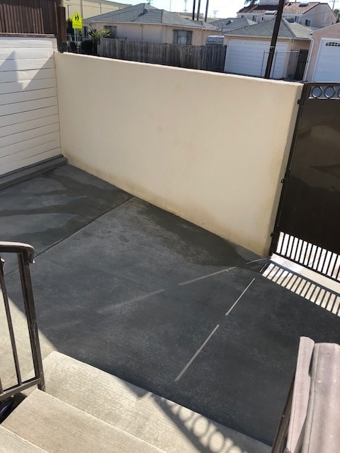 Outdoor Private Patio - 4756 McConnell Ave
