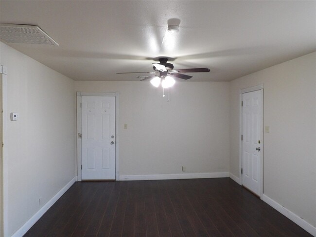 Building Photo - 9 NW 13th St